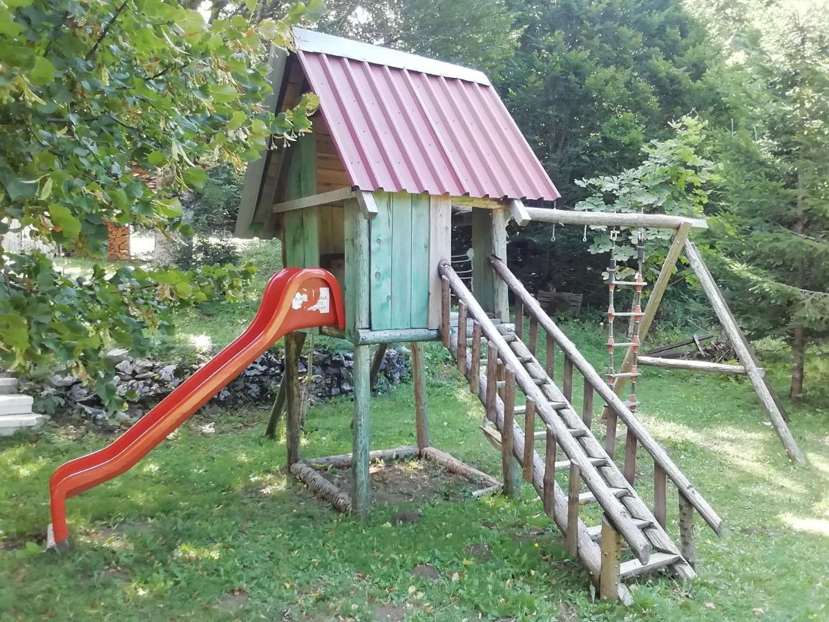 Matanovi Dvori Villa Брибир Екстериор снимка